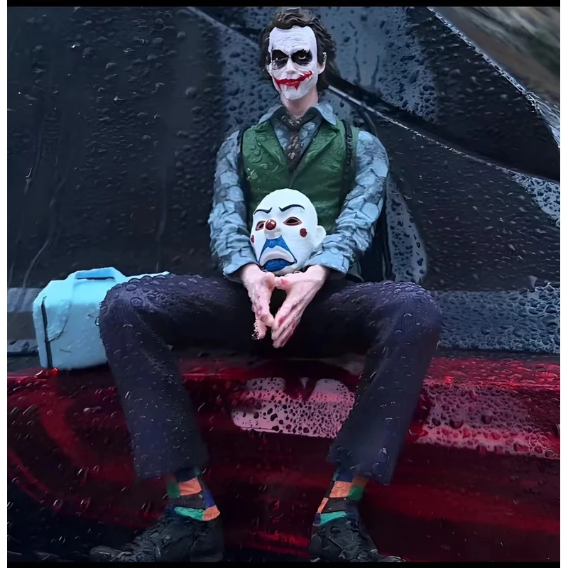 18CM潮玩车顶小丑希斯莱杰小丑坐姿手办模型车载车尾部摆件装礼物