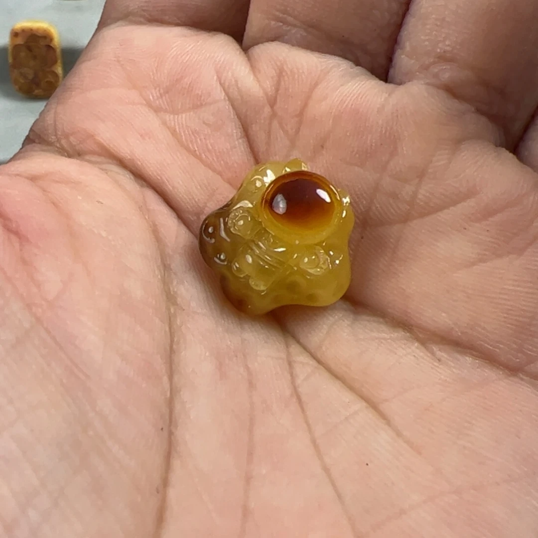 【闪购商品】琥珀珠宝奇石未镶嵌