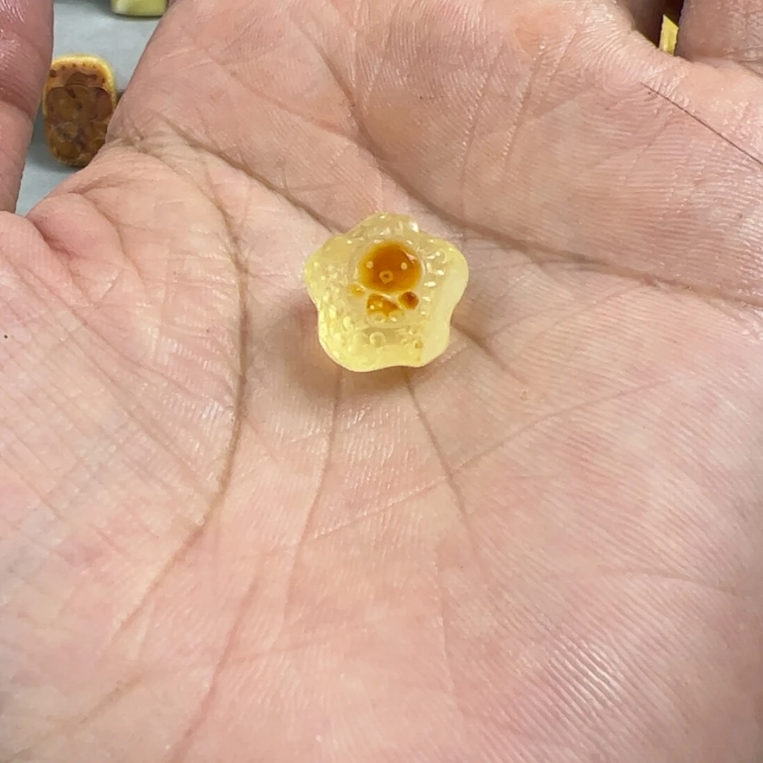 【闪购商品】琥珀珠宝奇石未镶嵌