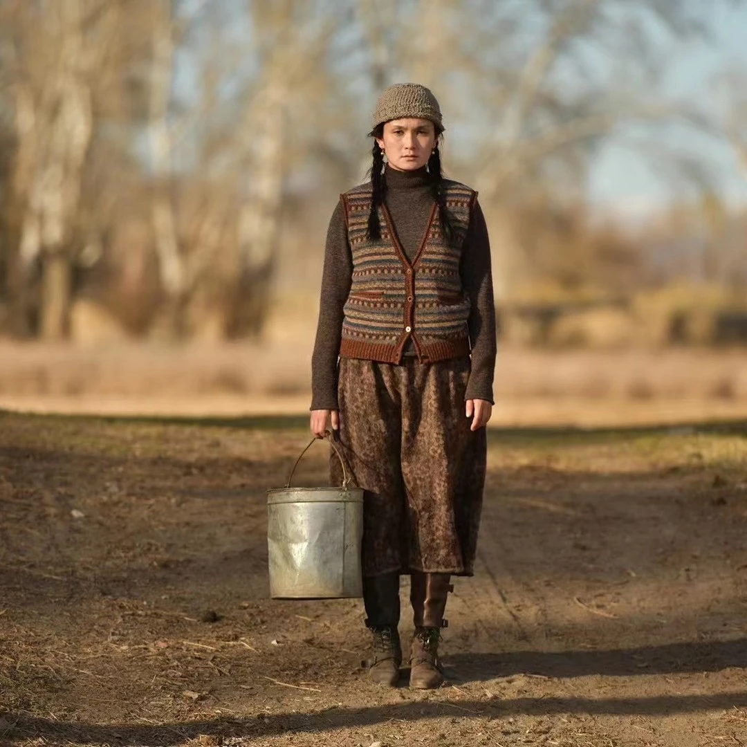 左岸迷香原创棕浅色针织开衫22FW 7058