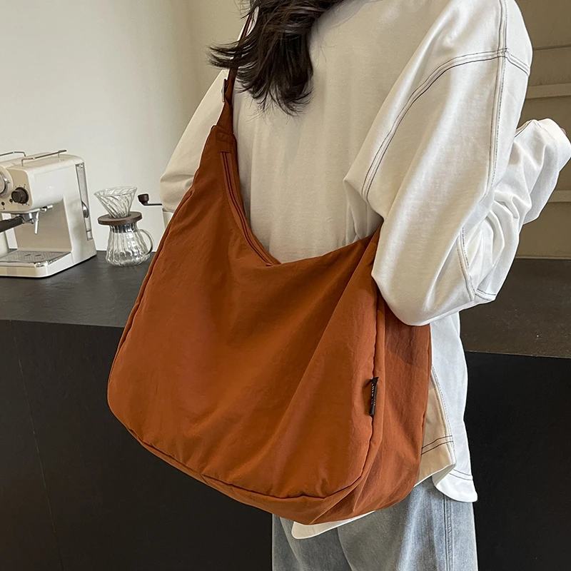 上课学生布袋2025新款潮时尚包包女休闲单肩包百搭大容量斜挎包女