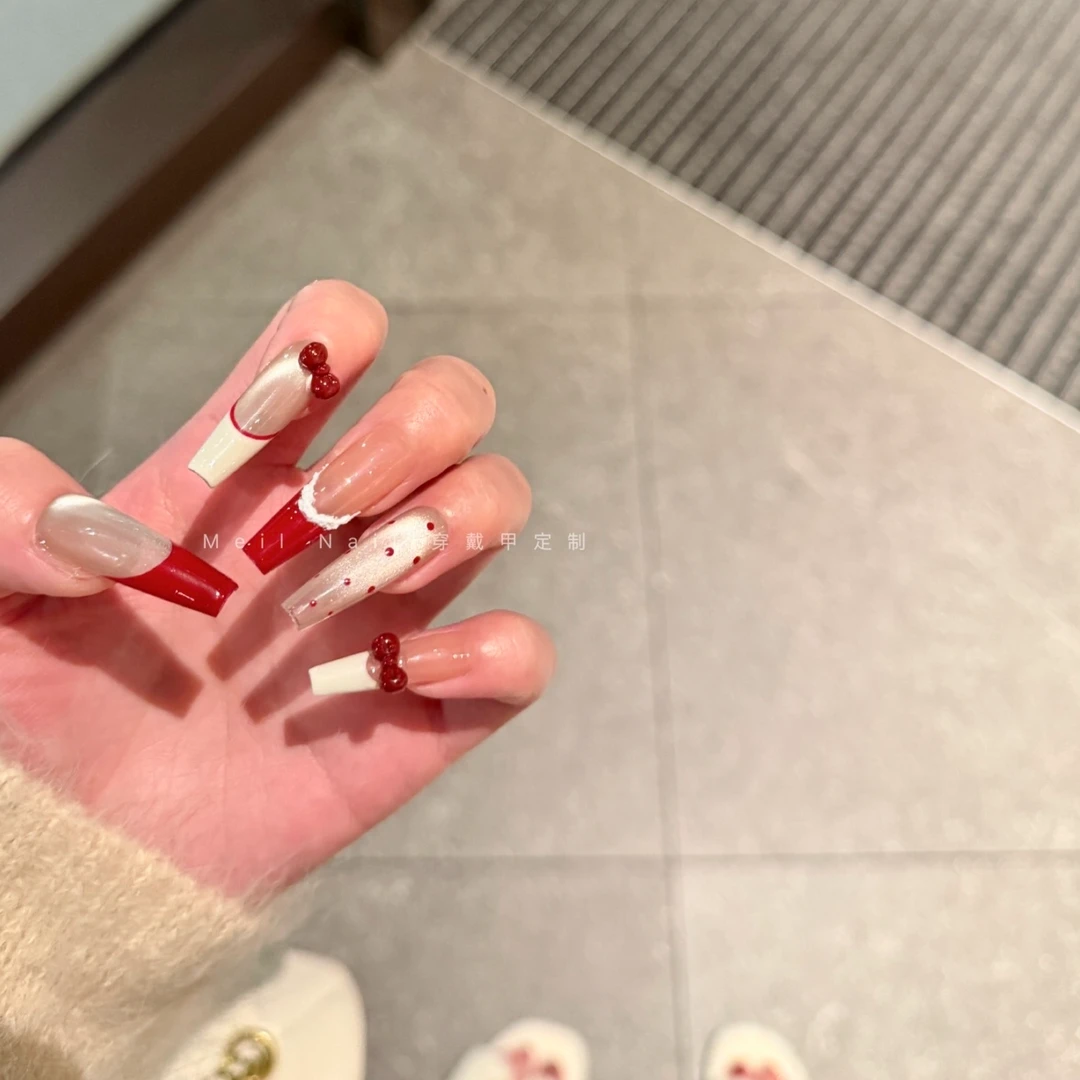 Meil Nail 缤纷圣代 2025新款红法式猫眼穿戴甲中长款-ML3951