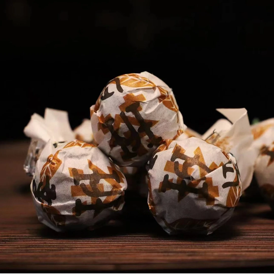 【2023年】 老班章生态龙珠 8克*10颗  生茶