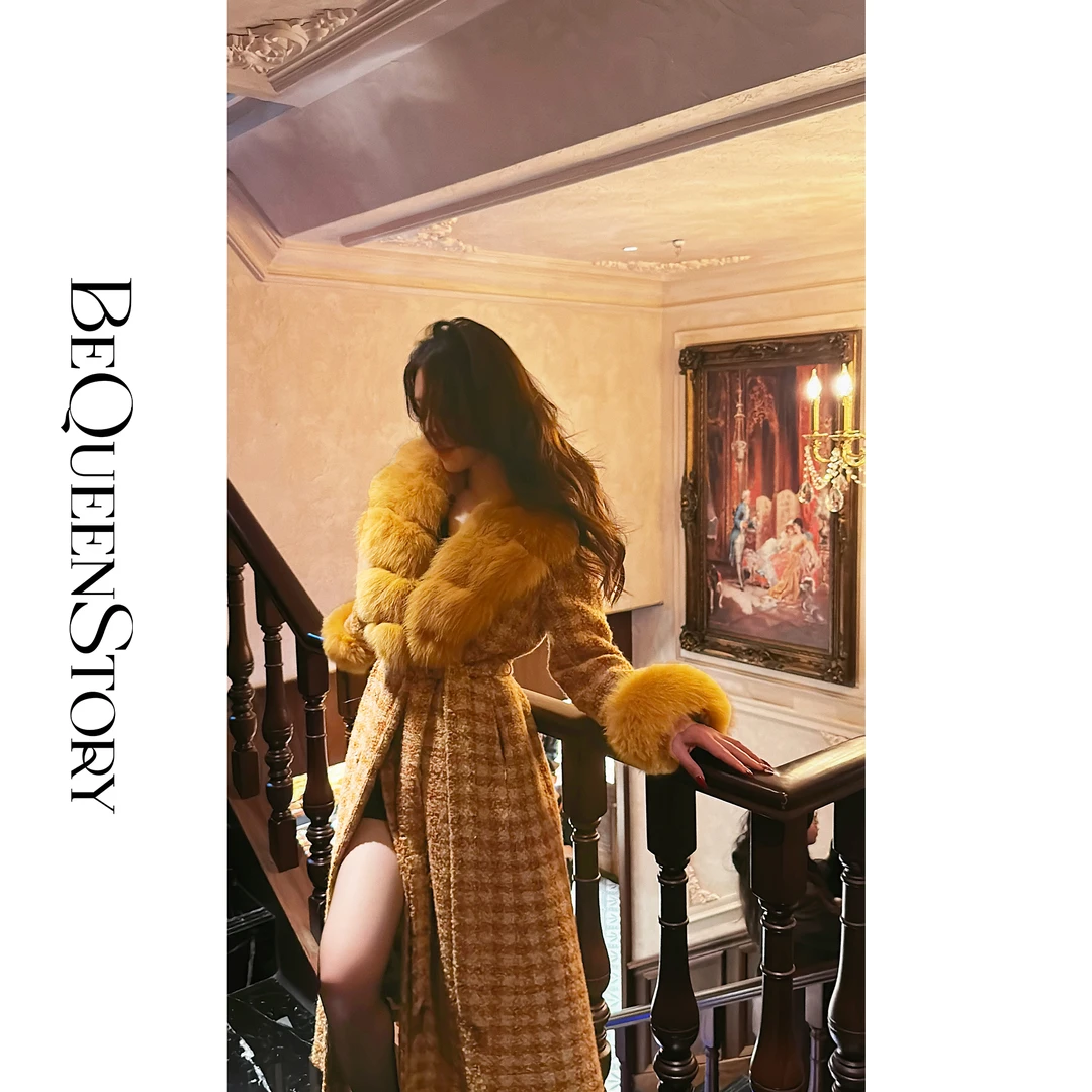 余潇潇【洋兰王后】经典格纹狐狸毛高贵气质外套大衣保暖秋冬新款