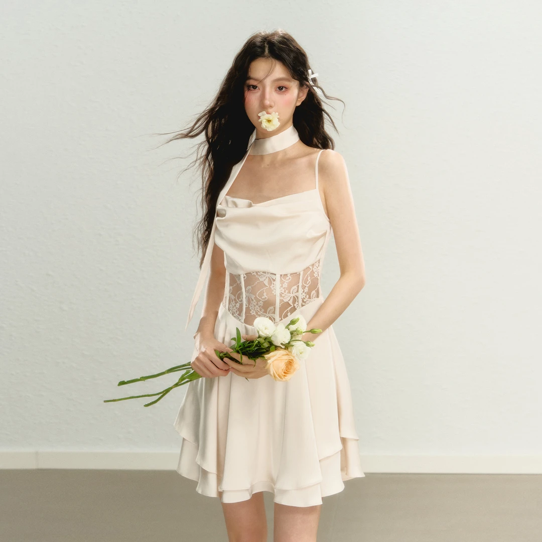 SunsetPark日落公园缎面蕾丝拼接纯欲少女吊带裙白色夏季复古公主