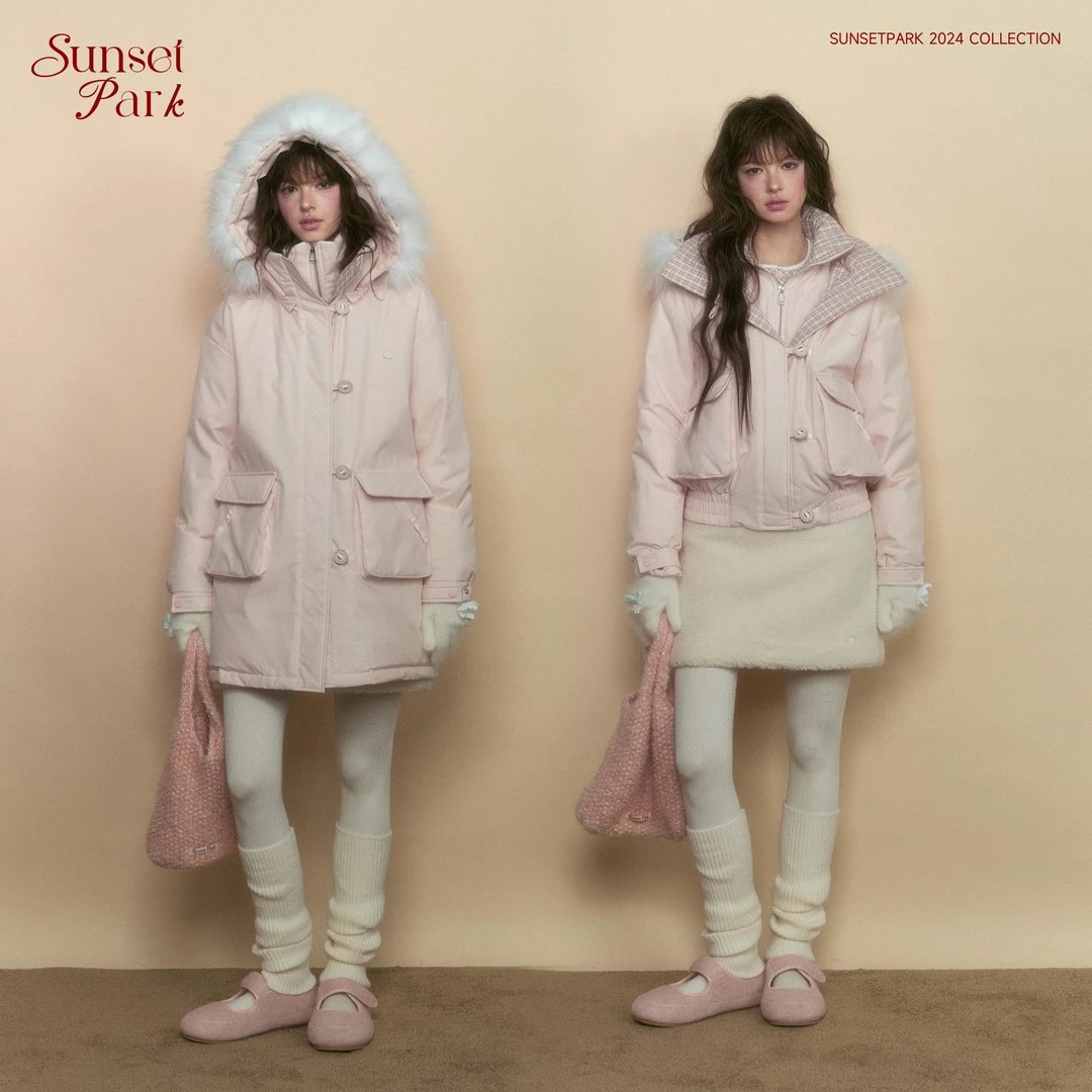 SunsetPark日落公园 奶粉拼接格纹三防羽绒服女士连帽加厚保暖