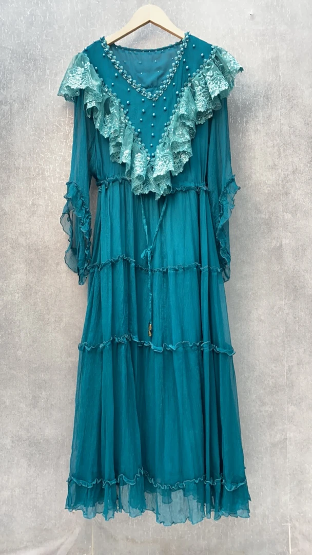 桑蚕丝连衣裙珍珠领连衣裙长款大摆裙