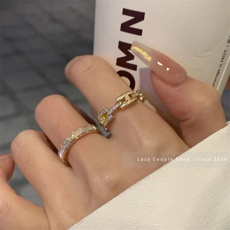 合金仿珍珠戒指 轻奢名媛贝壳字母精致叠戴开口戒指女ins指环