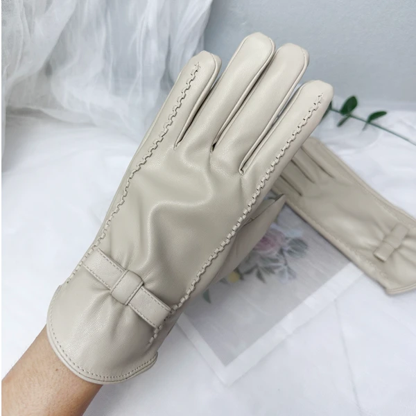 皮手套女士秋冬季可爱蝴蝶结加绒加厚保暖户外骑电动车开车可触屏