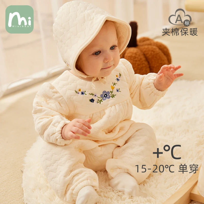 米爱熊夹棉连体衣婴儿衣服冬装6-12月女宝宝秋季外出保暖哈衣爬服