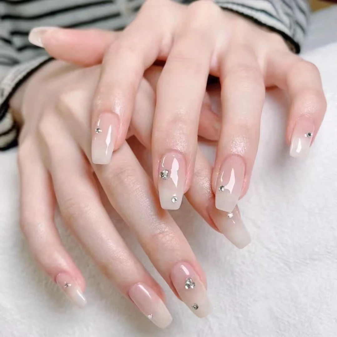 厚乳拿铁纯手工光疗美甲贴果冻贴片指甲穿戴甲简约梯形重复