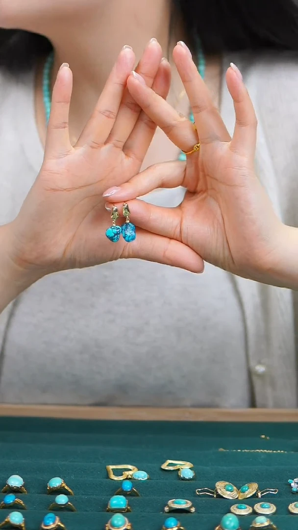 【闪购商品】绿松石耳饰未镶嵌1