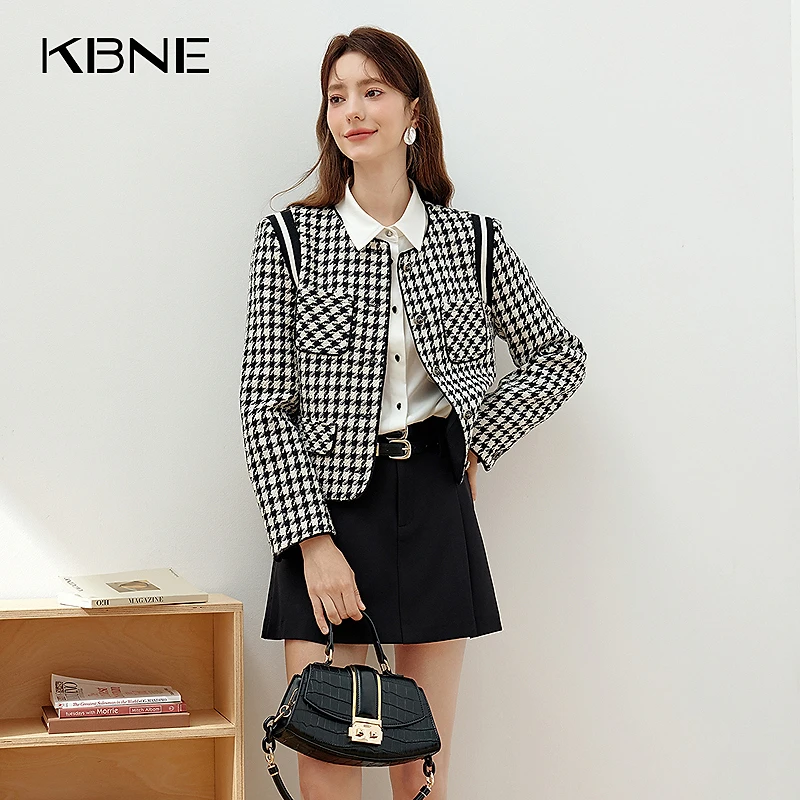 KBNE新款短外套KWT17401101