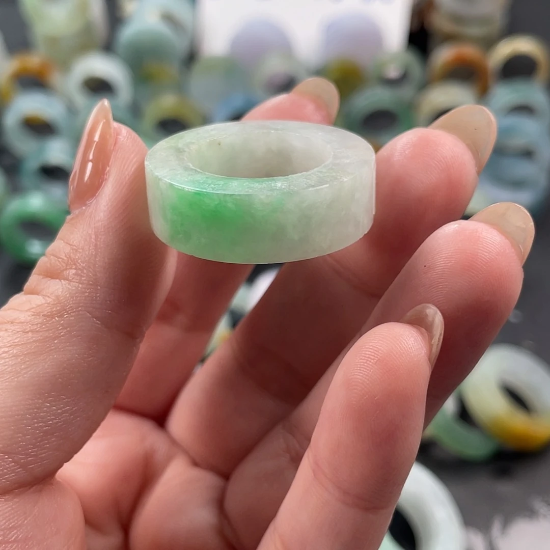 【闪购商品】定制翡翠未镶嵌十**剑