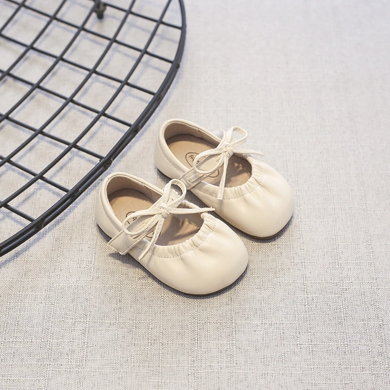 女童韩版洋气单鞋小皮鞋新款豆豆鞋魔术贴小童小女孩公主鞋软底