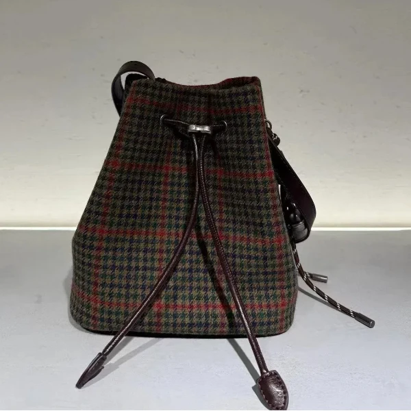 【佐伊甄选】SK-62672-黑森林轻奢时尚经典百搭通勤腋下女士包包