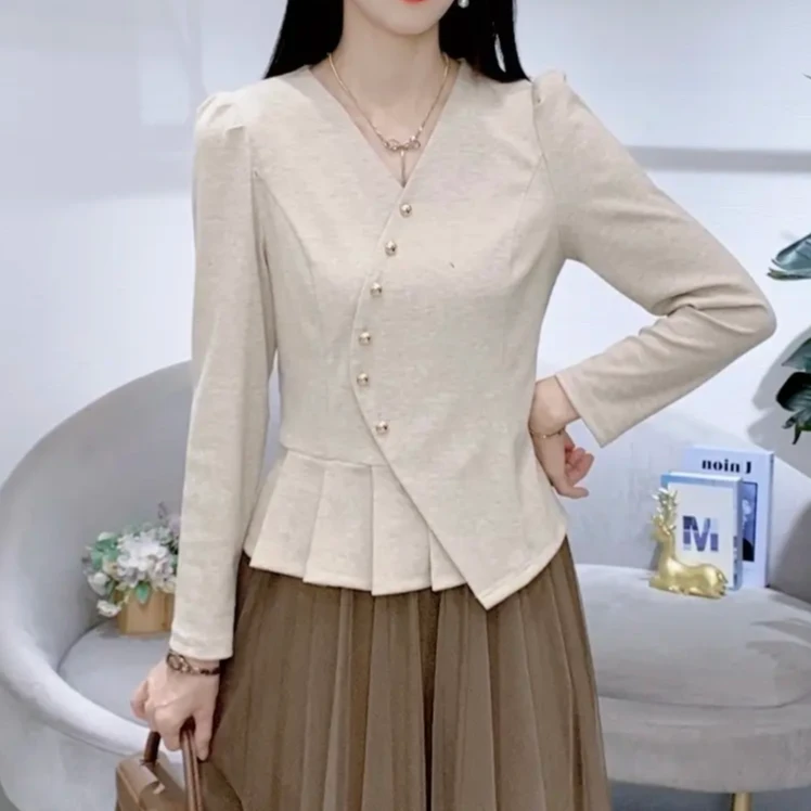 2024秋季新款时尚长袖女气质减龄百搭轻职风洋气打底法式修身上衣