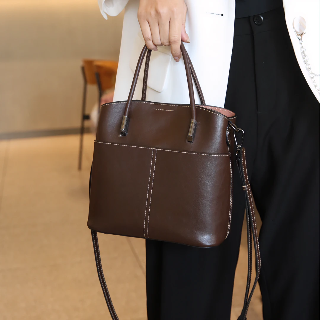 斜挎包女秋冬新款真皮牛皮包时尚百搭女士包潮流简约单肩包手提包