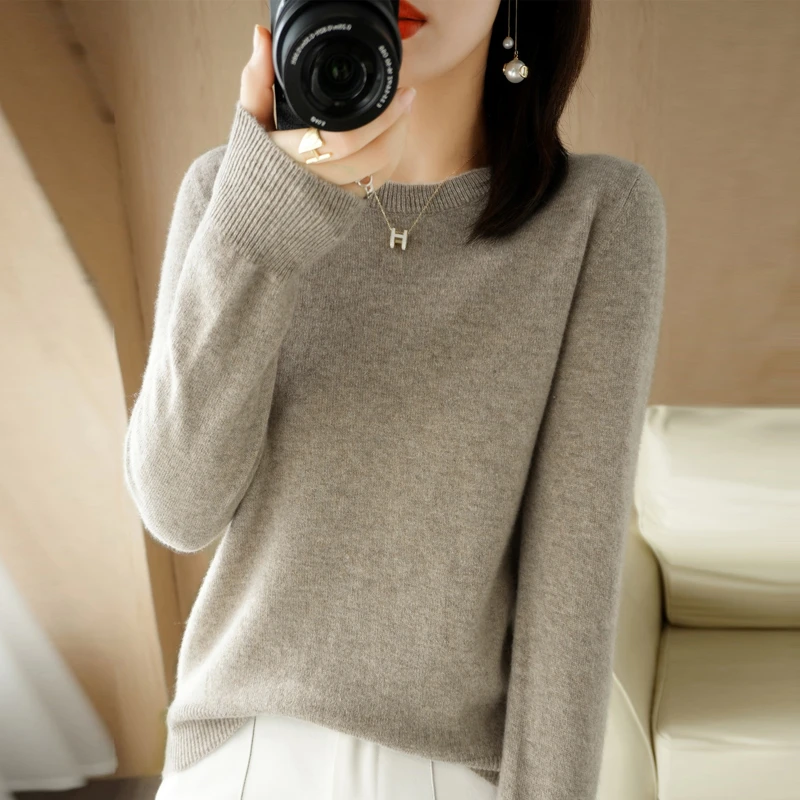 新款秋冬针织衫女圆领毛衣套头内搭长袖短款上衣