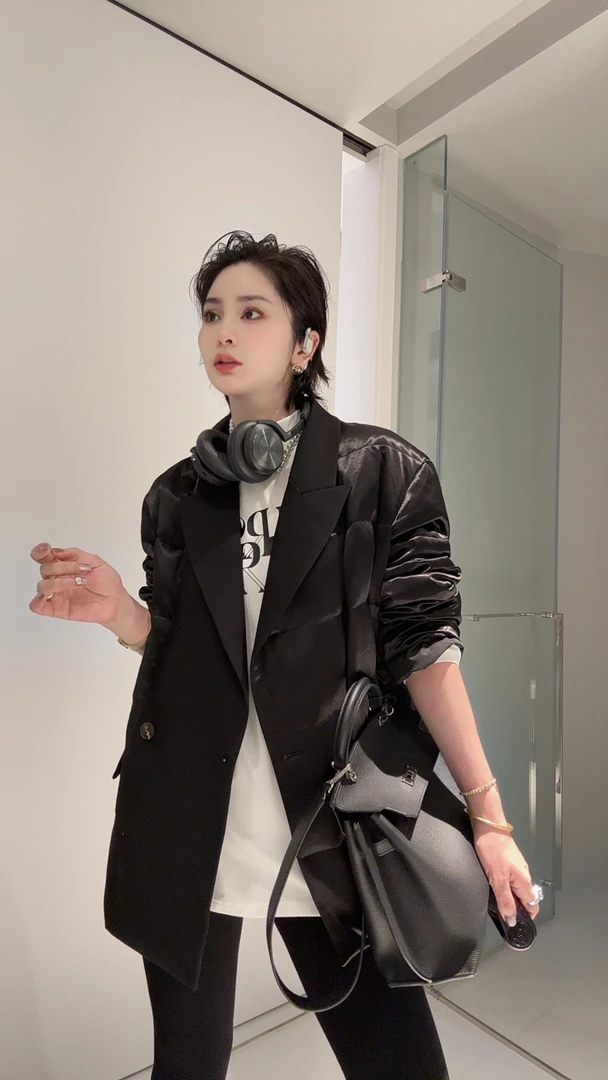 FANYE 2024冬季设计感拼接百搭西装鹅绒服80102