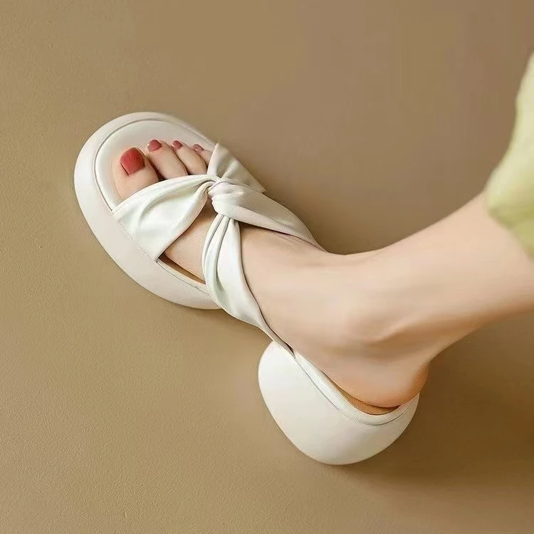 （非直播间请勿下单）罗米娜断码女鞋网红时尚百搭软底外穿厚底