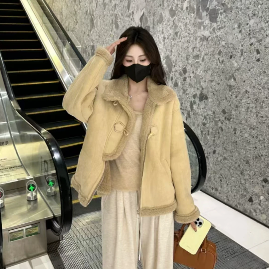 【NOBLE】2024冬季新款时尚休闲保暖短款毛毛韩国机车短外套女