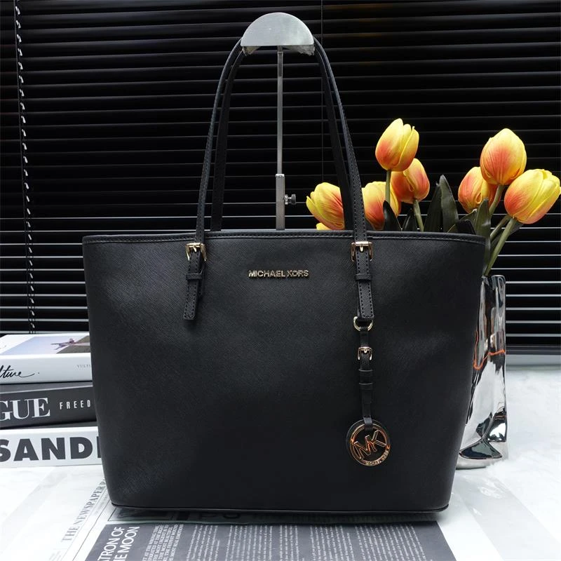 95新 MICHAEL KORS/迈克高仕 单肩包/T_ZY0000410003