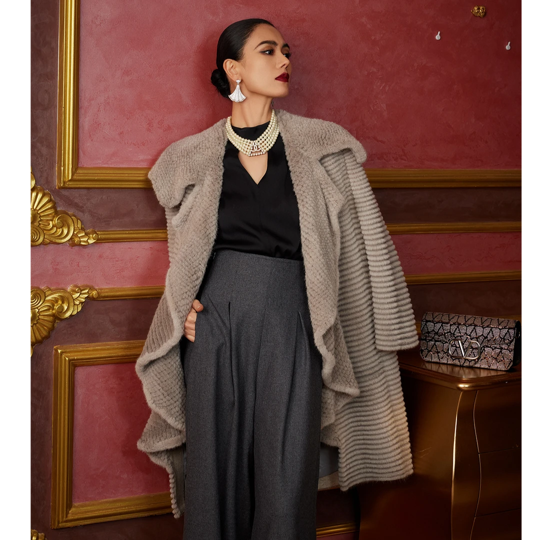 【无上魅力】2025年冬季新款女装大衣女外套S23329