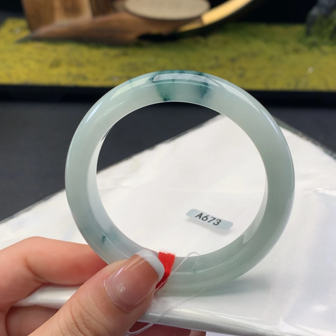 翡翠手镯未镶嵌52.5正