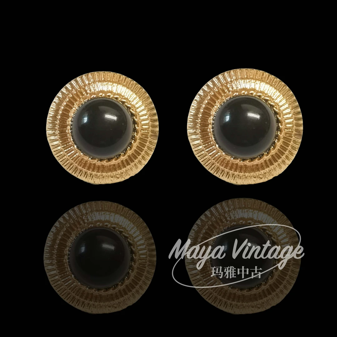 价值999的时尚精美耳钉