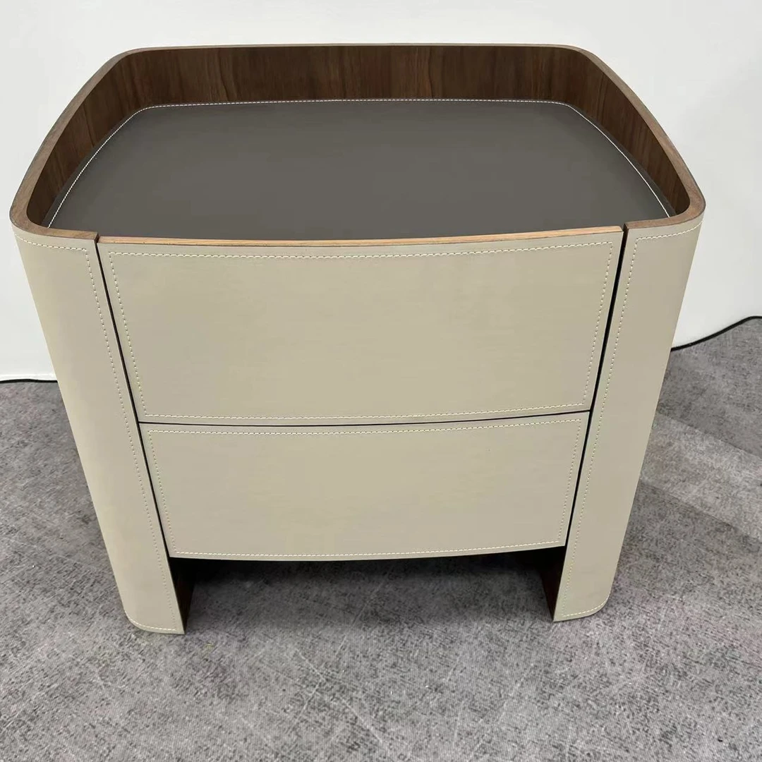 意大利设计师床头柜马鞍皮家用创意简约极简方形轻奢家用床边柜