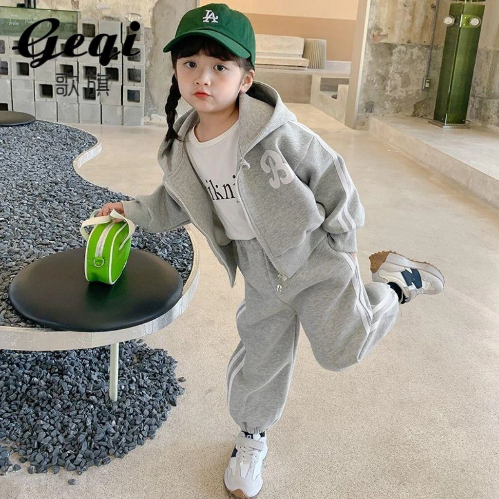 女童洋气运动套装2024春款韩版拉链连帽卫衣时尚秋季休闲两件套潮