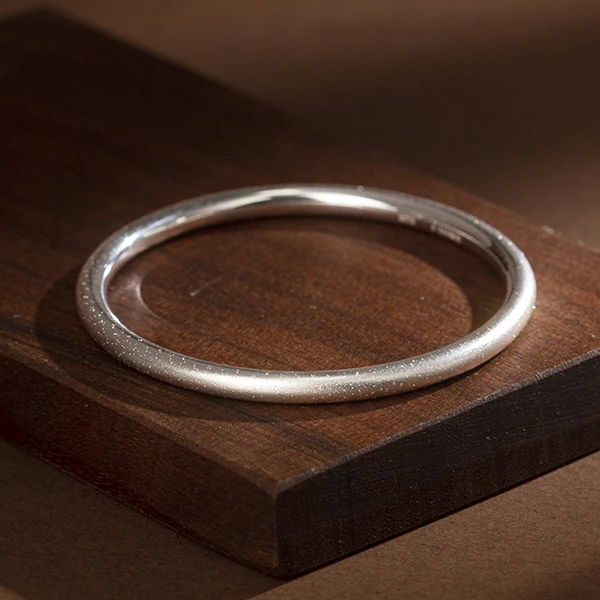 足银手镯 经典满天星闭口实心简约通用手工时尚足银手镯【SZA81】