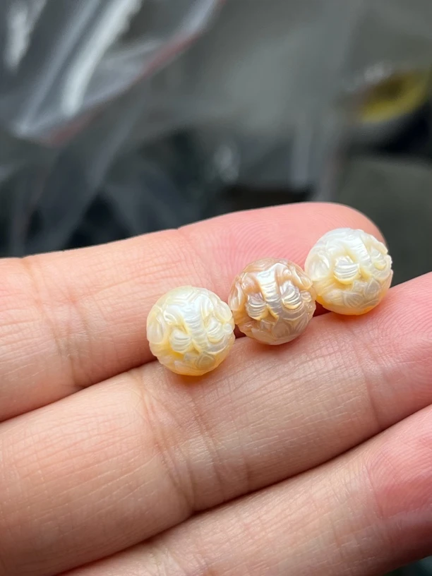 手作珍珠雕刻莲花象神直径10+mm多样发其中一颗