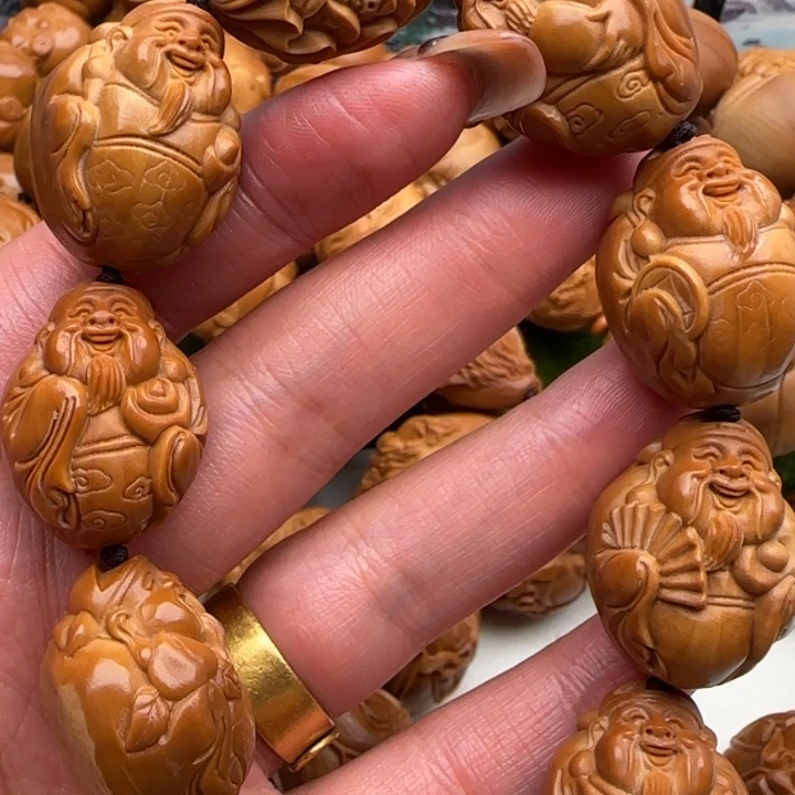 橄榄核核雕橄榄核