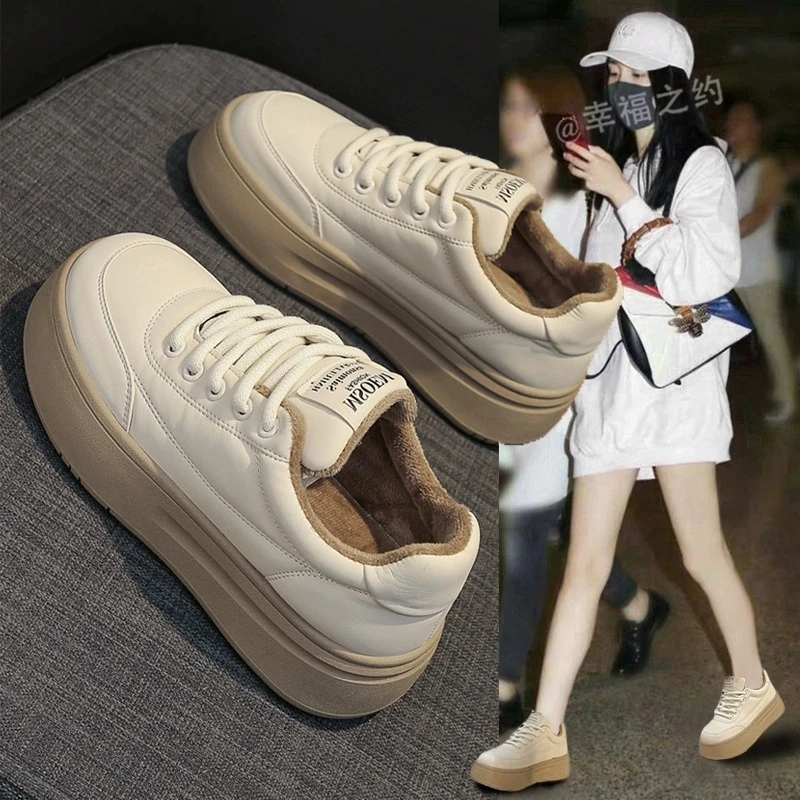 韩版厚底小白鞋女2024新款秋冬小百搭板鞋加绒保暖松糕休闲面包鞋