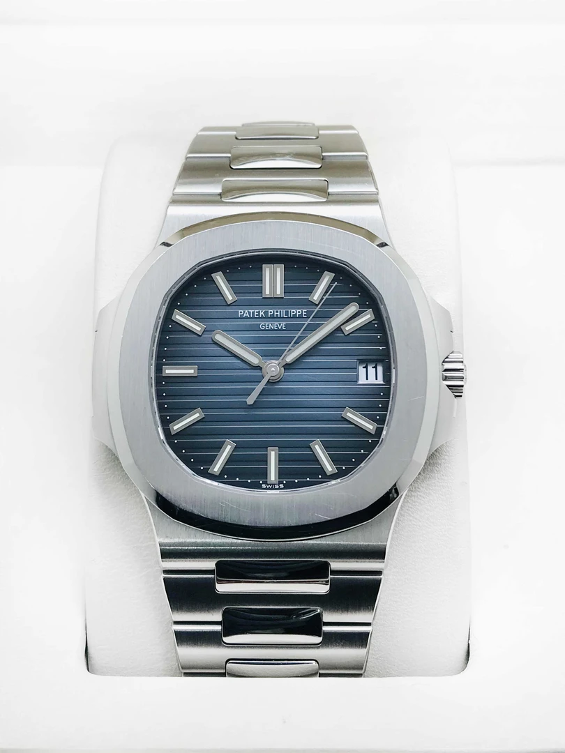 99新 Patek Philippe/百达翡丽 云时臻品/运动优雅/18年全套/40mm