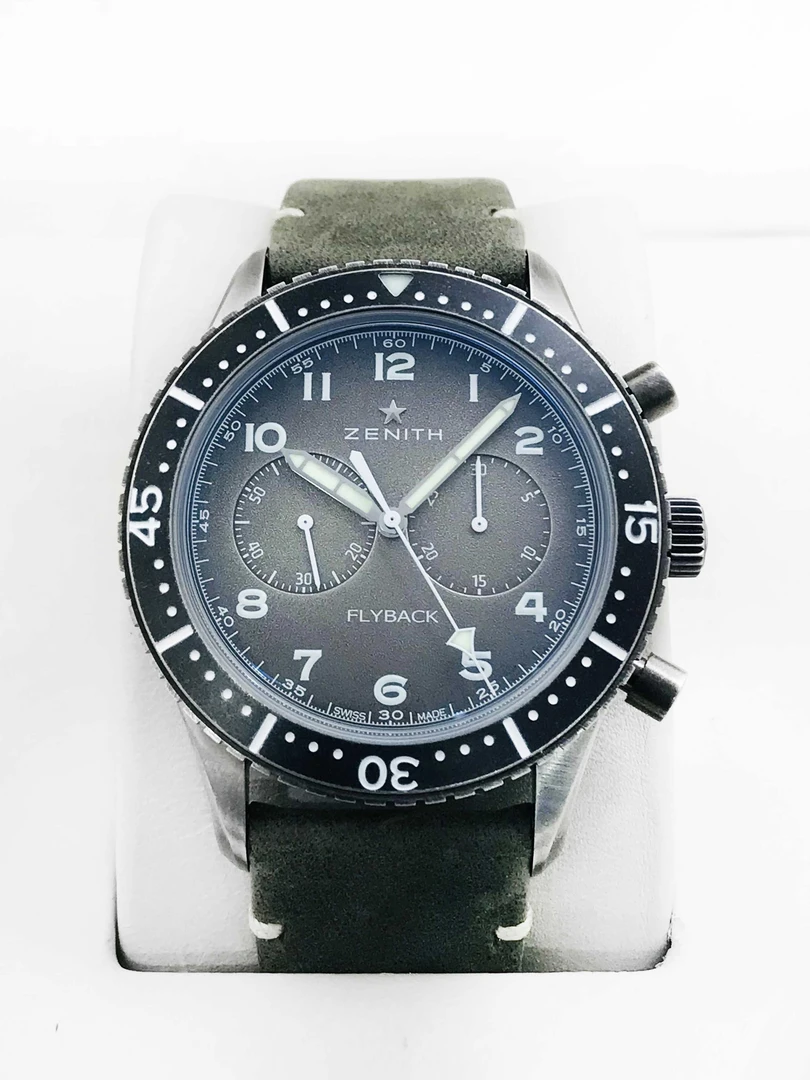 全新未使用 Zenith/真力时 云时臻品/飞行员系列/全套/43mm