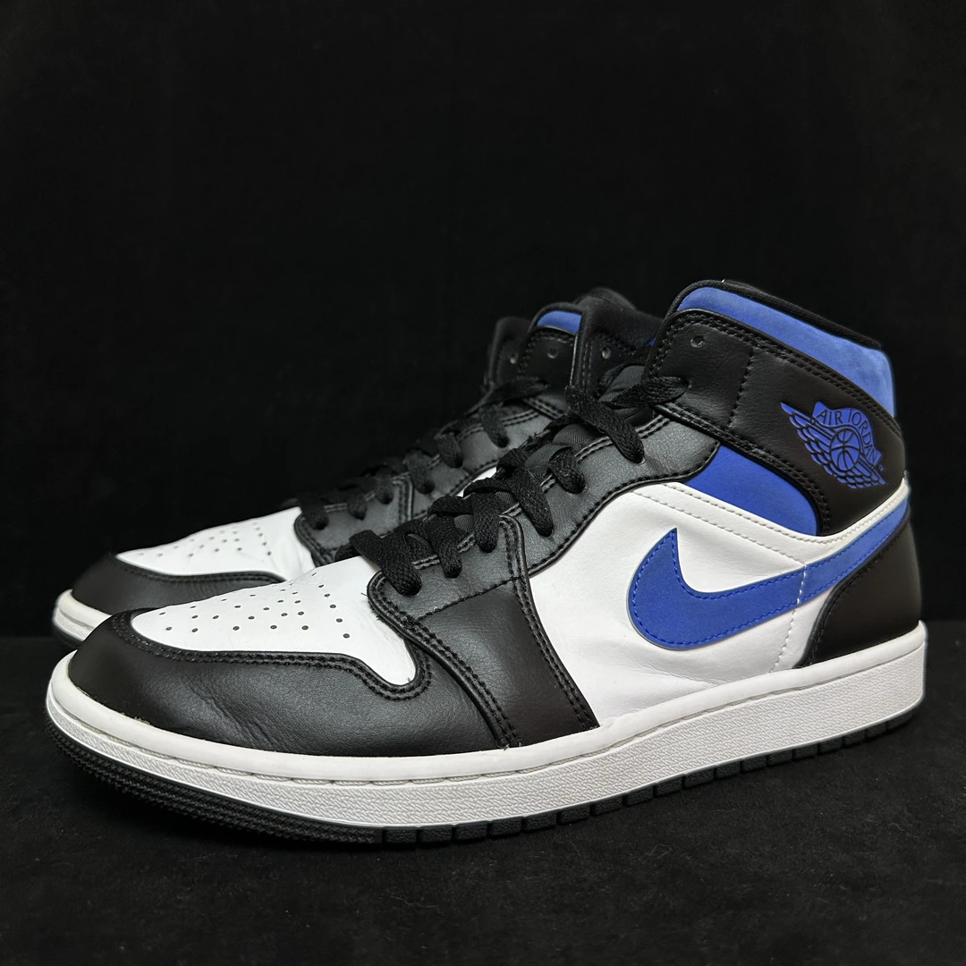 二手/ 43码/ aj1 黑蓝白 中帮 复古篮球鞋 假一罚四 公价1189