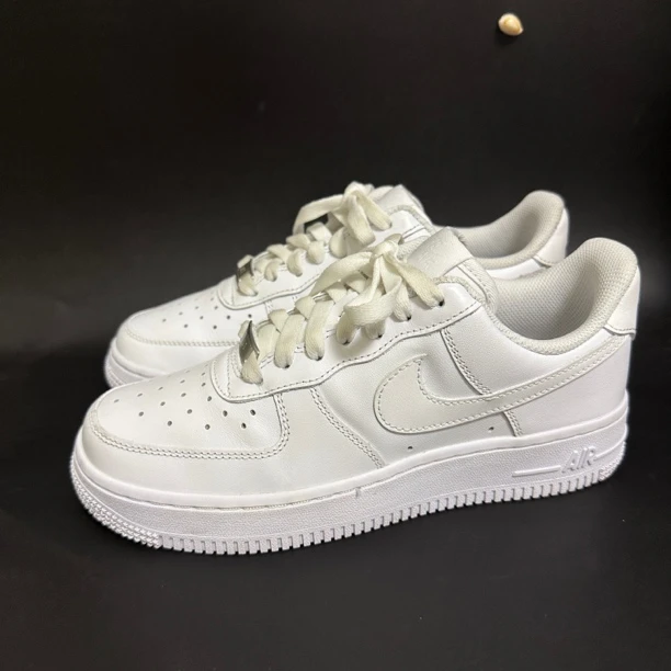 二手/38码Nike 空军一号 纯白 低帮板鞋