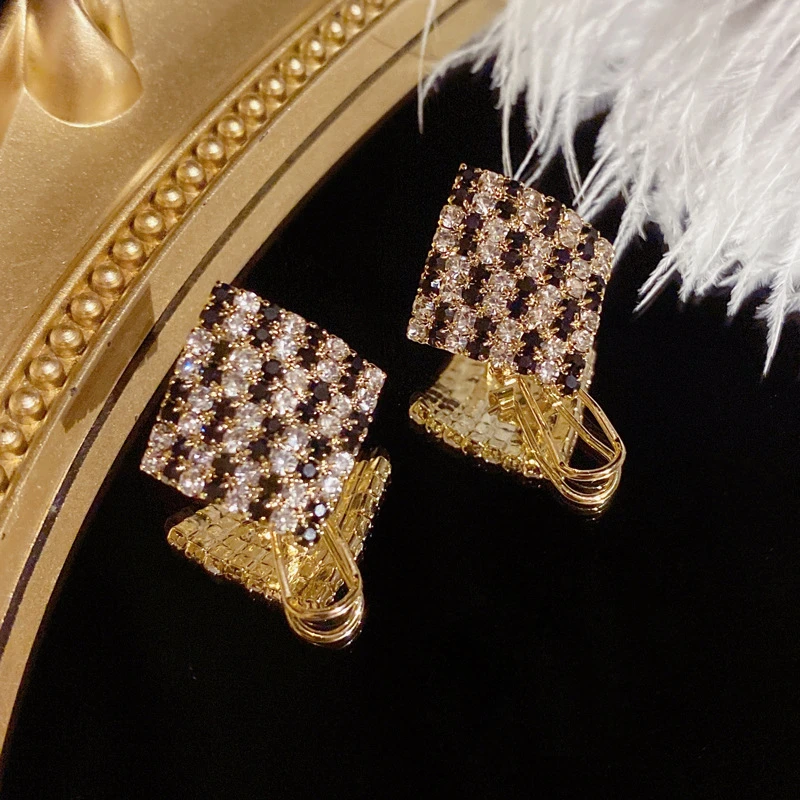 铜合金合成锆石耳饰 【G78】经典棋盘格时尚高级感耳钉 LY0150