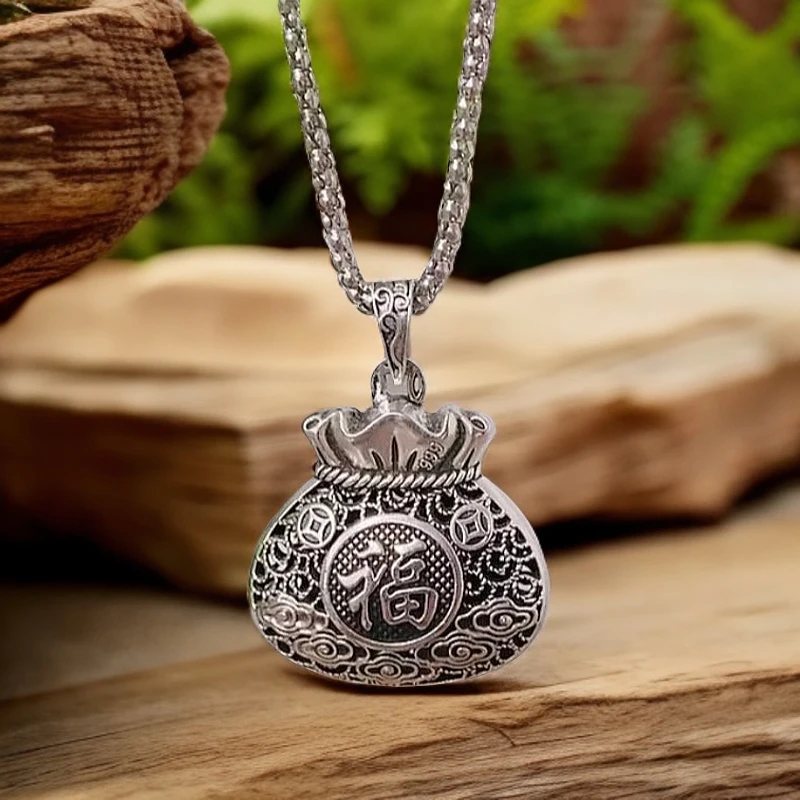 吊坠 112爆款富贵有鱼毛衣链 链子周长70厘米吊坠直径5厘米左右