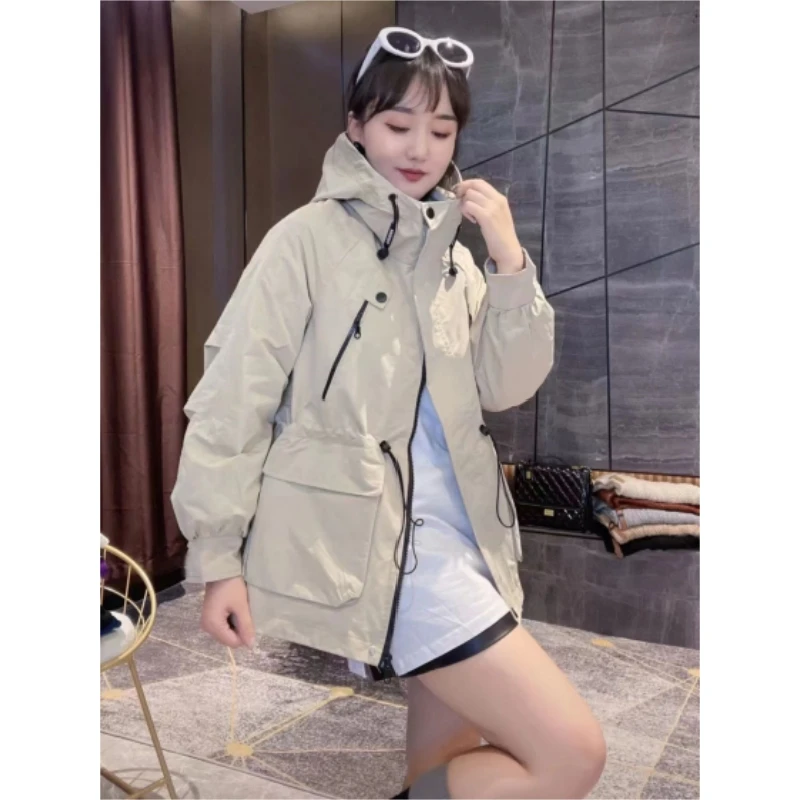 欧货收腰连帽冲锋衣外套女春秋款宽松百搭显瘦高级感休闲气质风衣