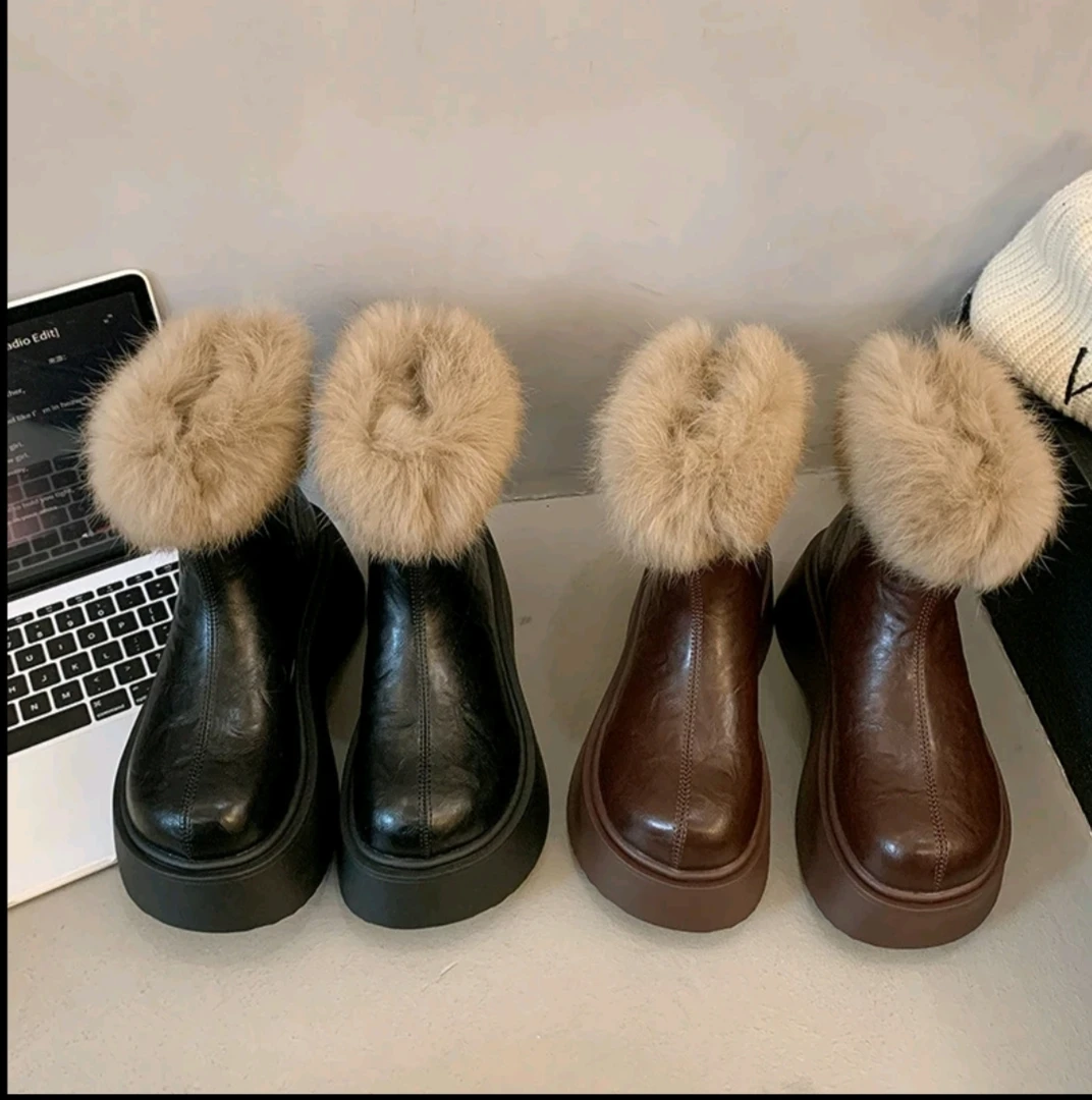 秋冬毛毛短靴女厚底增高保暖加绒学院风靴子