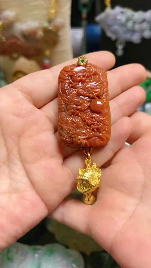 【闪购商品】翡翠颈饰未镶嵌祥麟阁