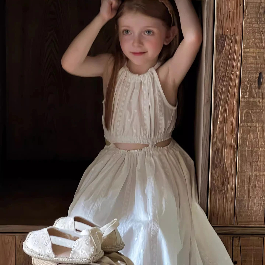 女童露腰绣花长裙夏季法式女宝宝新款白色甜美吊带连衣裙