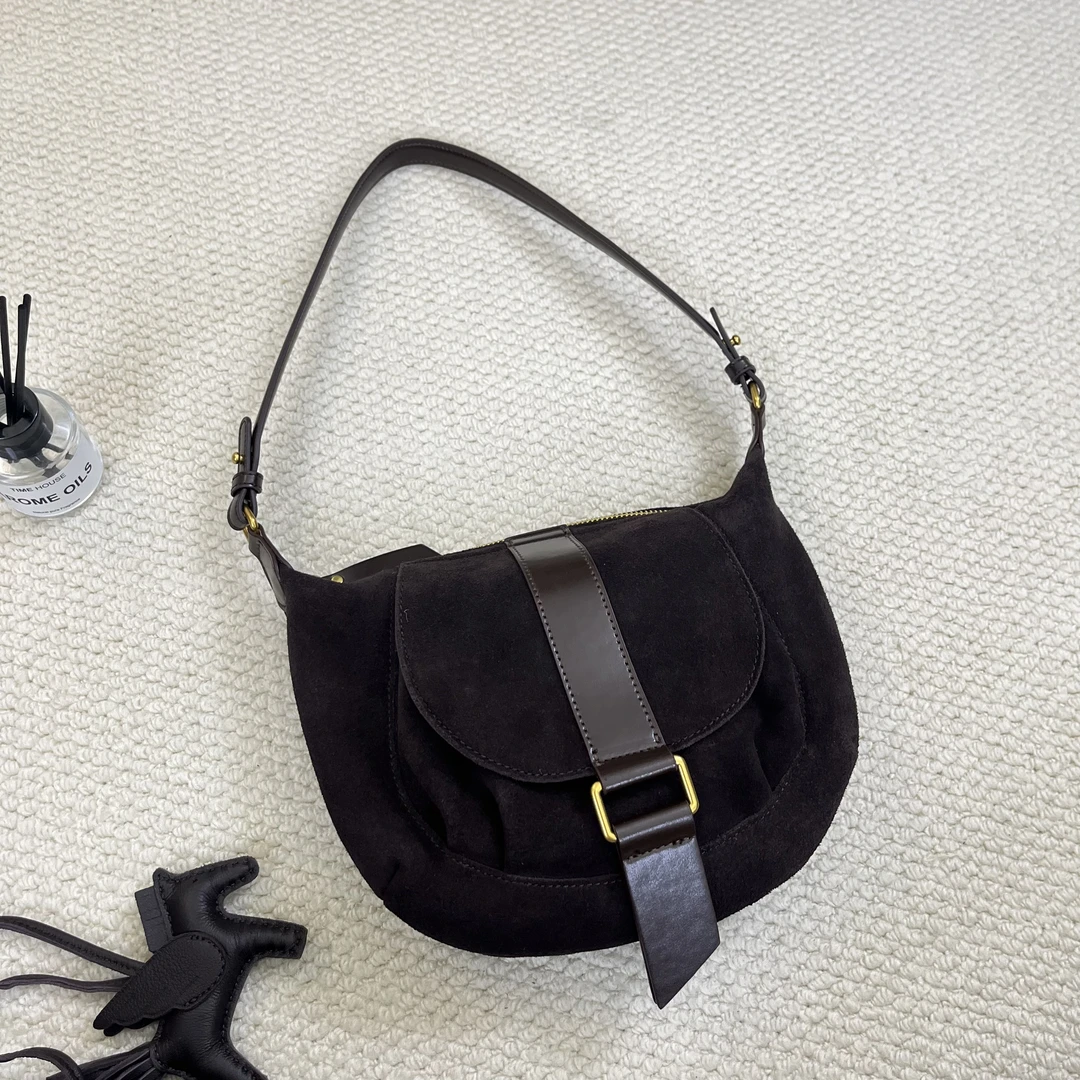 复古小众设计半圆马鞍包褶皱磨砂牛皮口袋单肩斜挎包包