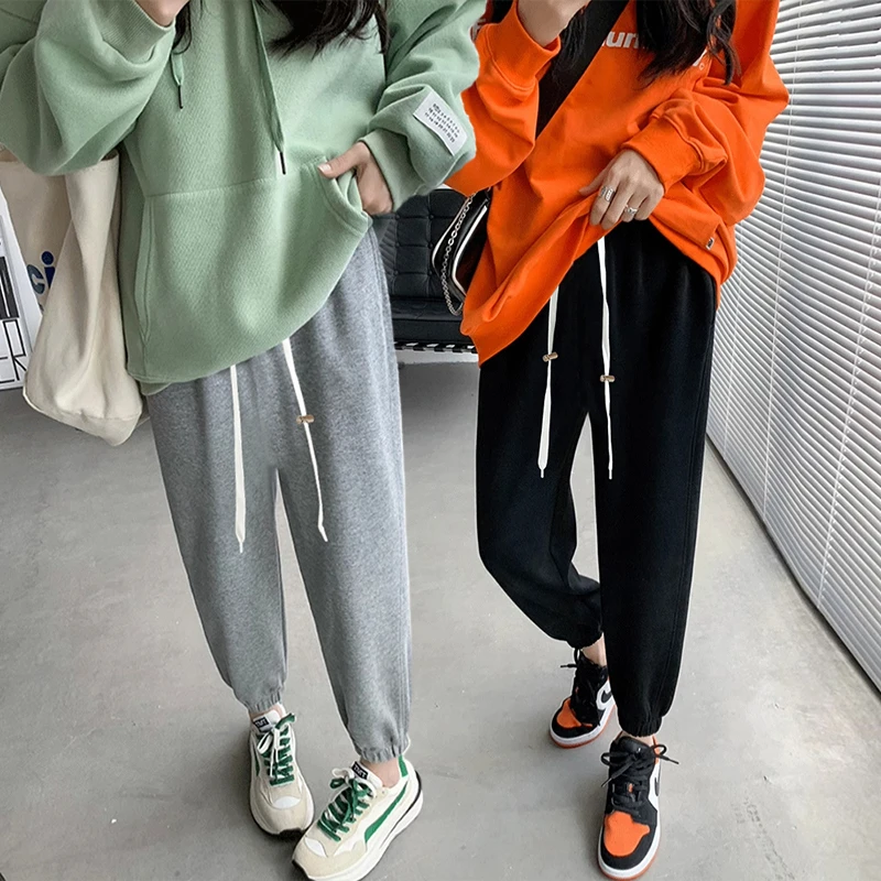 孕妇裤子春秋外穿宽松束脚运动裤秋季休闲卫裤大码长裤秋冬款加绒