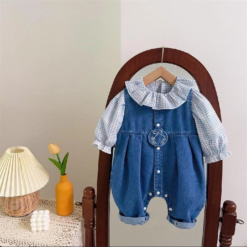 米哆婴儿连体衣春秋季新款女宝宝牛仔背带裤套装新生儿洋气公主爬