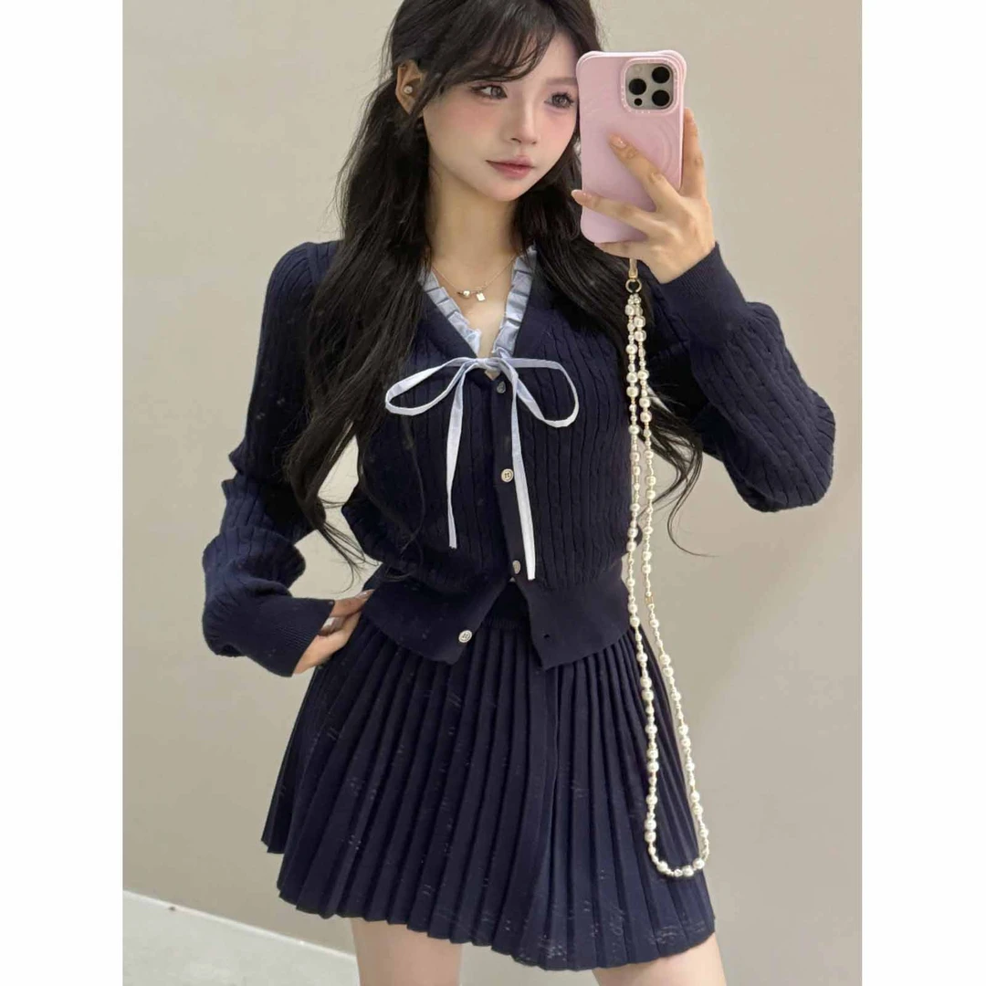 INS CEC休闲套装女秋冬季2025新款减龄修身显瘦高级感针织两件套